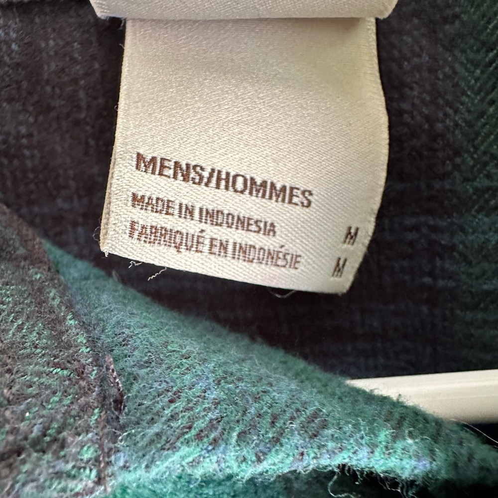 The North Face Green and Black Flannel Shirt - Picture 3 of 5